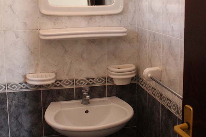 dvokrevetni apartman budva jaz